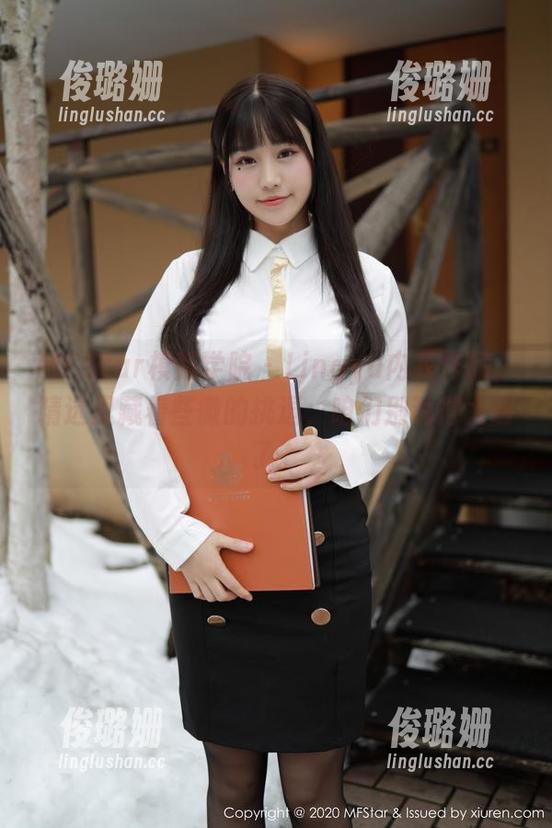 MFStar模范学院 - Lingyu内衣作品，精选里藏着些微的挑逗，咱们别说得太明了。