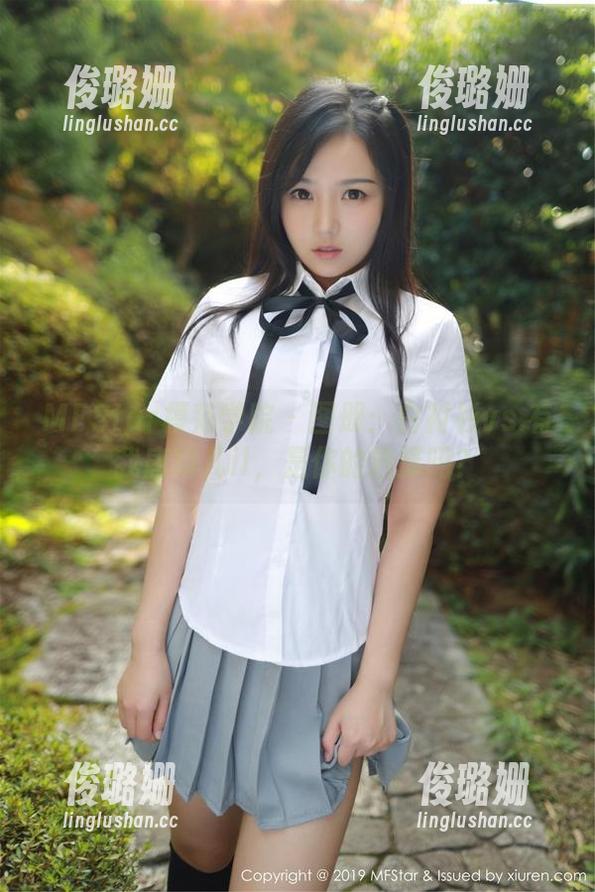 MFStar模范学院 - 图册：白衬衫vs.有我唐琪儿il，是你的选择吗？