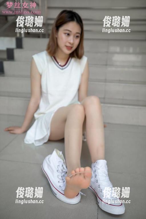 MSLASS梦丝女神 - OL原图合集，诗琪这打扮让我想到了……忙碌的午后咖啡时光？