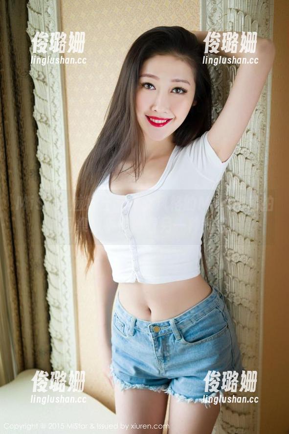 MiStar魅妍社 - 修女风格的Miki兔私拍，图集似乎传递着另一种气息。