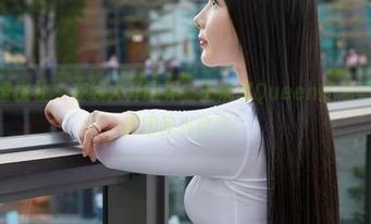 MiiTao蜜桃社 - 在线大开眼界，王婉悠Queen的油亮原图，讨厌得我心痒痒！