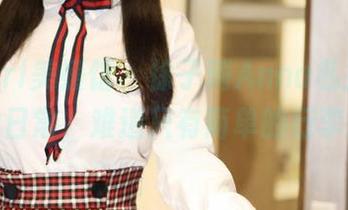 MyGirl美媛馆 - 徐子琦Anna私拍：空姐的日常，难道只有简单的行李箱？