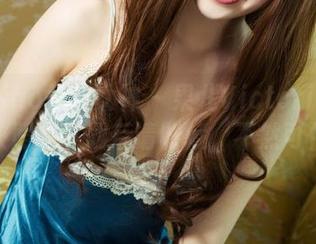 TouTiao头条女神 - 果儿Victoria的圣诞快照，下载后请收藏，不然可惜了