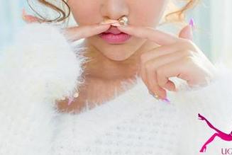 UGirls尤果网 - 全套写真，唐溪若带你飘进夏天的懒散午后。