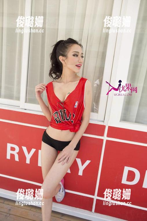 UGirls尤果网-杨乔之 UGirls尤果网 - 詹姆斯·邦德也不干净,杨乔之的高清白色图集让人有点小期待。