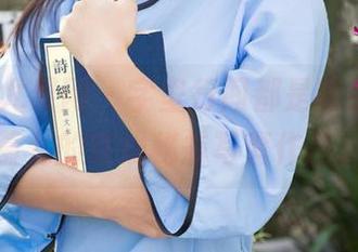 UGirls尤果网 - 字里行间都是吸引力，田慕儿的在线秘书写真作品。
