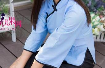 UGirls尤果网 - 果然是女神霓梓心，连美图都默默为她打call，壁纸们寄希望于她能传染这份美丽。