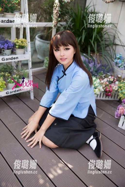UGirls尤果网-霓梓心 UGirls尤果网 - 果然是女神霓梓心,连美图都默默为她打call,壁纸们寄希望于她能传染这份美丽。