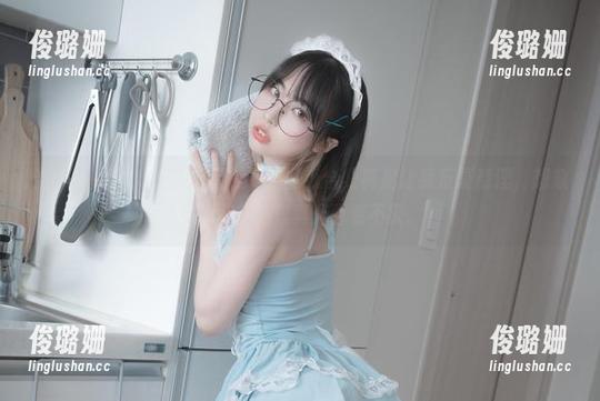 当Uhye(이유혜)遇上可爱，这壁纸合集真是让我反复意淫，想象中的那些场景真是百看不厌。