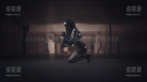 Uki雨季 把自己放进Uki雨季的写真图库,拍拍自己的奇怪表情。
