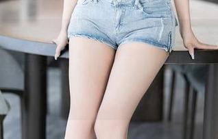 XIAOYU语画界 - 一场关于运动的王馨瑶yanni写真实验，追赶风的脚步，但更喜欢停下来喝水