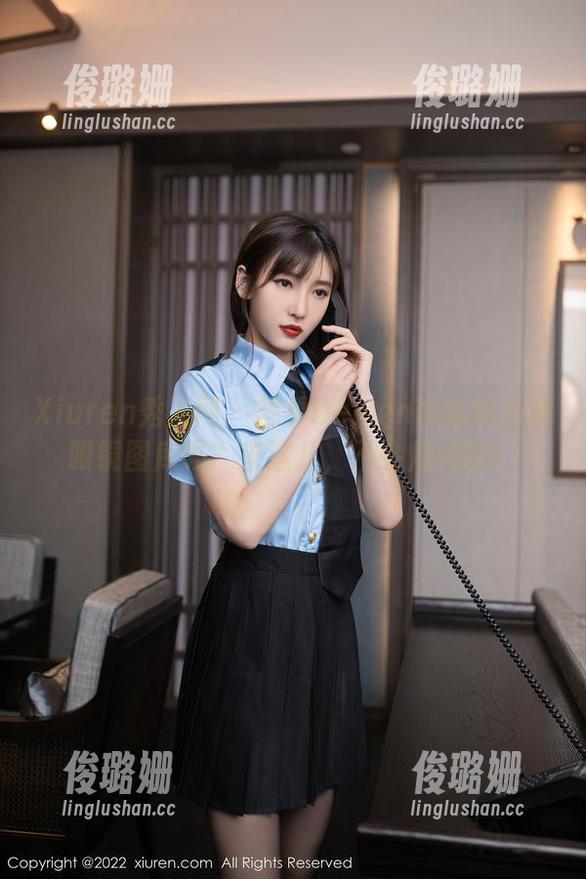 Xiuren秀人网 - 想看Demon瑶瑶的高清眼镜图库吗？来这儿，不会后悔的！
