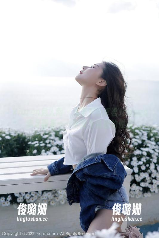 Xiuren秀人网-卓君Jeanes Xiuren秀人网 - 无圣光的卓君Jeanes美足图集——审美与挑剔的碰撞