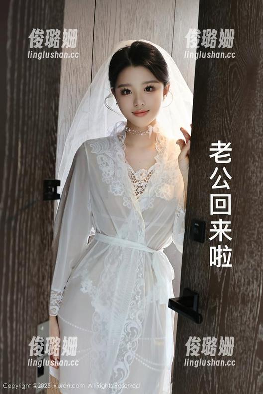 Xiuren秀人网 - 最新图库更新，不得不说小甜angle的“御姐”效果真有点寻常的非凡，让我想起某次派对。