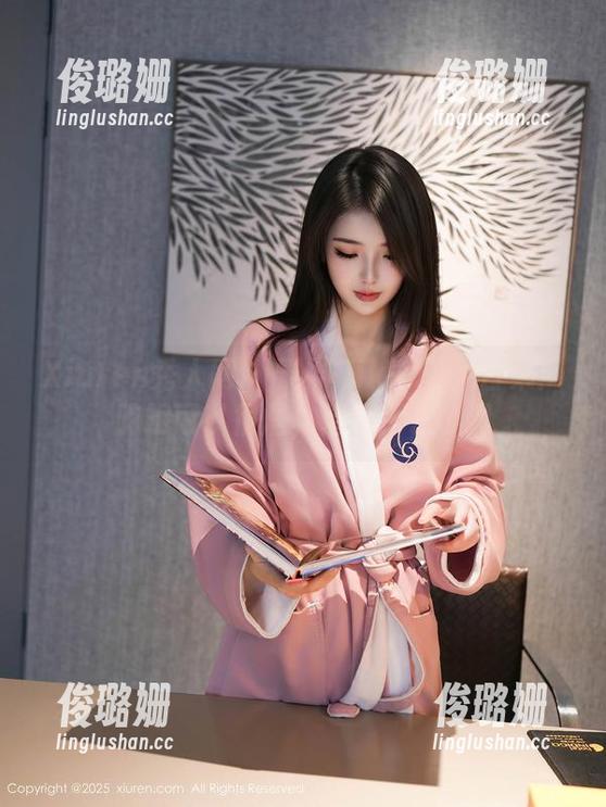 Xiuren秀人网 - 果果Nikki夏天合集：明明可以很炫，但选择了低调