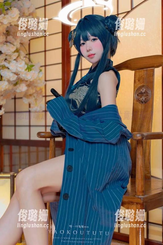 初恋的味道？Yiko湿润兔的图片竟然有点骚