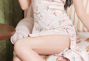 YouMi尤蜜荟 - 合法萝莉在镜头前的女友：这组图片真让人惊掉下巴！