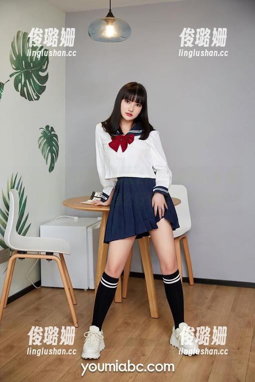 YouMi尤蜜荟 - 奶茶Emily的天台合集，美图这么好，怎么好意思不分享呢？