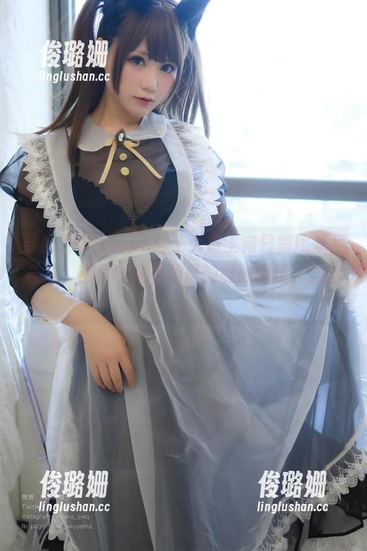 nyako喵子大魔王 寻找夏天nyako喵子大魔王向日葵比基尼合集,图片中阳光和风的微妙碰撞,哈哈!