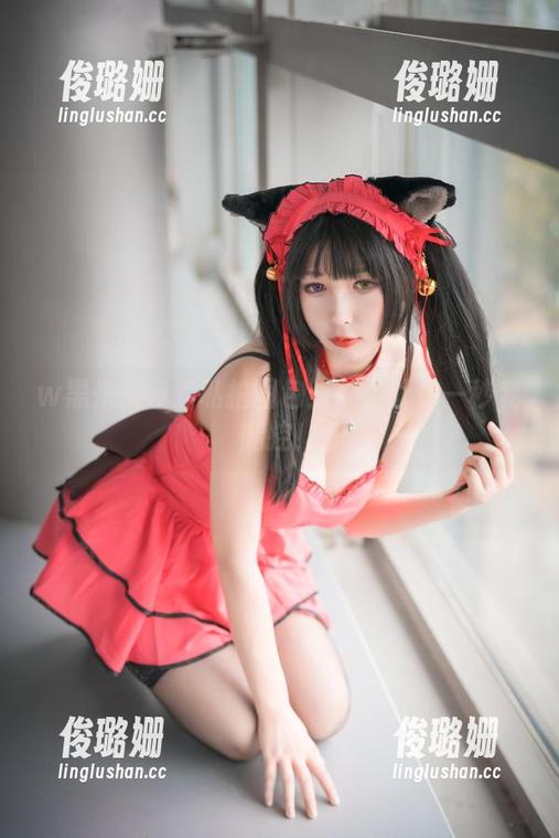 w黑米粥w的私拍图包：美脚让你一秒变腿控！