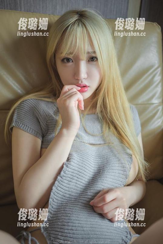 吊带和yeeun孙乐乐，高清作品让人忍不住想多看几遍。