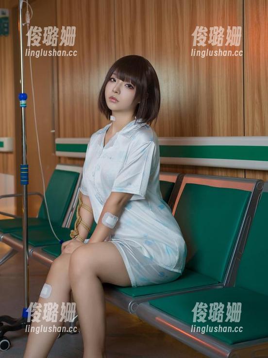 yuuhui玉汇 yuuhui玉汇又来了,这件“蒂法连衣裙”果然没让我失望,最新美图了解一下?
