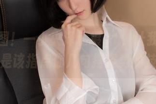 精选美图！一小央泽私摄01，让我琢磨着是不是该指点你几句摆姿势的技巧！