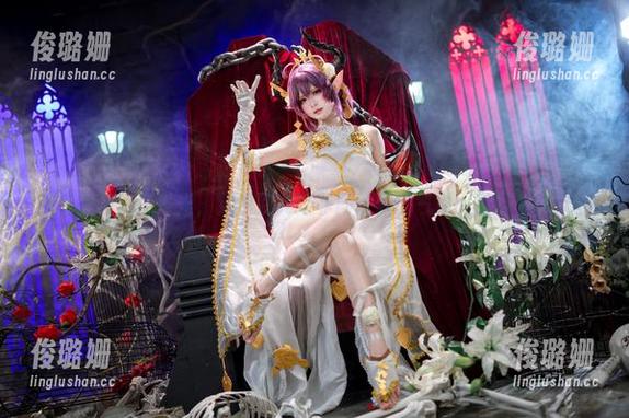 从九柒喵的照片里，见识到龙姬非同一般的气质，忍不住喜欢。