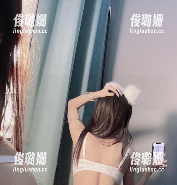 兔宝妮to 微密圈 - 兔宝妮to最新办公室套图,不打瞌睡都难啊,人生的新选择!