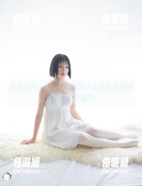 短裙白网，让兔玩映画的小作品合集涌动着一丝微妙趣味!