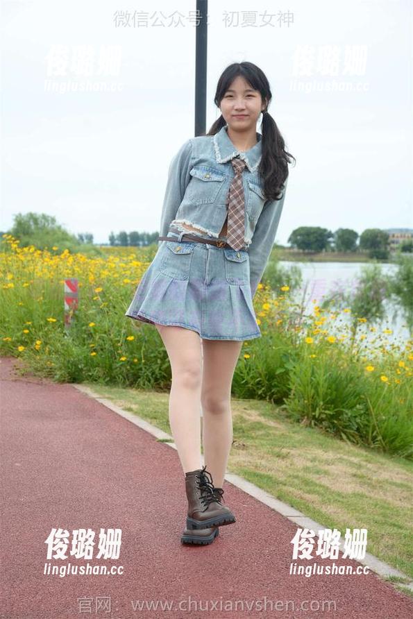 初夏女神 - 安妮的御剑飞行——重在奔放，姿势可有些不靠谱哦