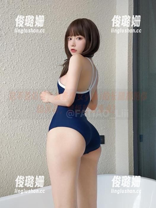 这不是幻觉，发条少女yoki的长腿拥抱你的屏幕，壁纸秒变焦点！