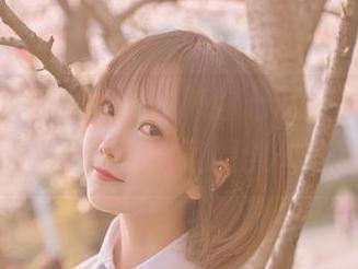 免费兔女郎合集，名赖弥七带你领略如何不小心把自己穿成了原创卡通角色！