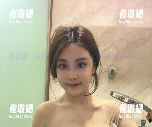 微密圈 - 奶雯在线，不看原图就后悔！这丝袜，真的有魔力？