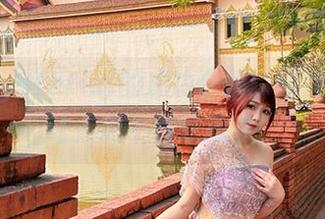 宝儿mysterial的成功合集：泳装更新，让人忍不住想换季！