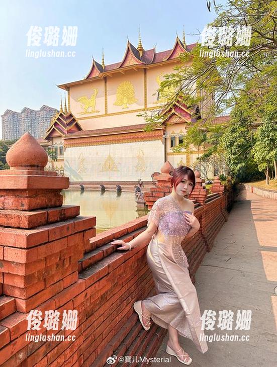 宝儿mysterial 宝儿mysterial的成功合集:泳装更新,让人忍不住想换季!