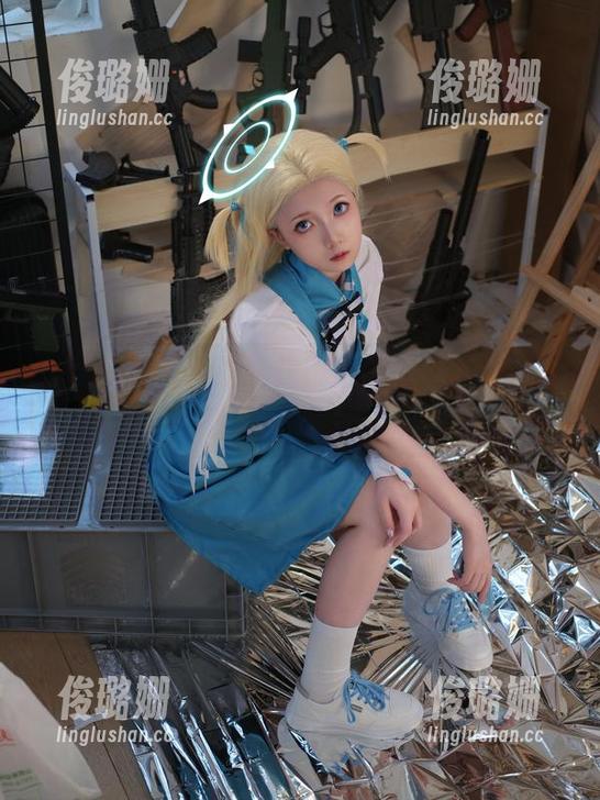 小和甜酒 小和甜酒说:这就是镂空后的一瞬,资源别浪费哦!