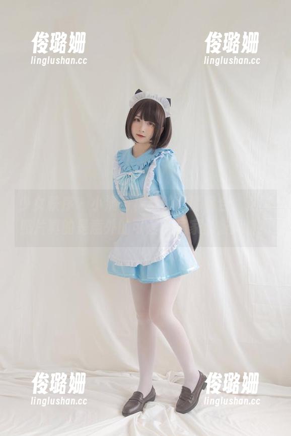少女秩序-小满 少女秩序 - 小满与棉袜的高清组合,这张照片真的是意外的可爱,居家必备风格?