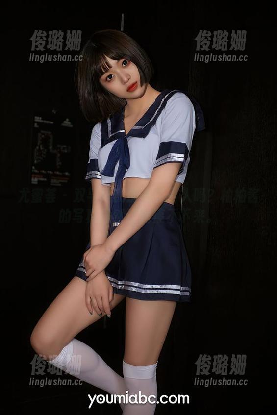 尤蜜荟 - 双马尾就那么吸引人吗？柚柚酱的写真居然让我停不下来。