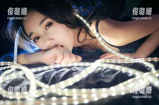 推女神 - 刘钰儿私拍美图：学妹的青春就该这样绽放