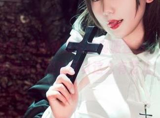 看了星澜想来杯珍珠奶茶的制服套图，才明白原来准时上班也可以这么有范儿！