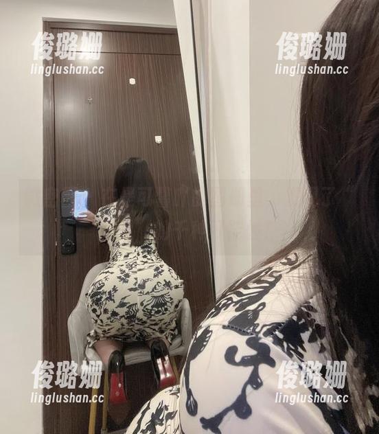 微密圈 - 在是可馨吖的图册里，发现了“美足”的千种可能性！