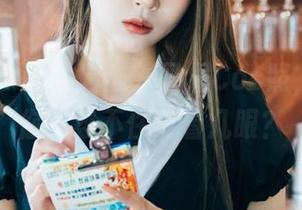 普美Bomi(보미)的双马尾Cos照，下载后你会忍不住多看几眼？