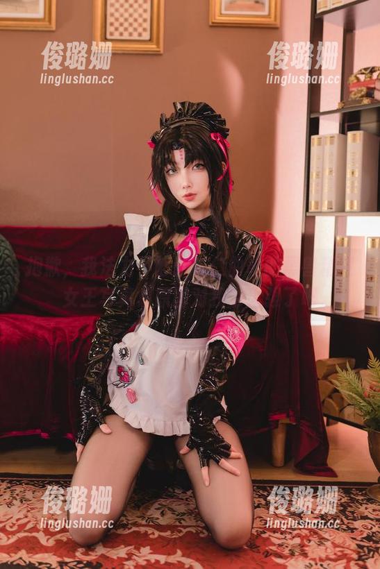 抱歉，我法力不够：杏仁曲奇的黑兽精灵女王写真集原图对我也太强了吧