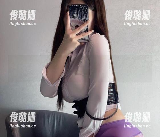 微密圈 - 在桃沢樱呀的在线图集里，牛仔裤日常，就是那么吸引。