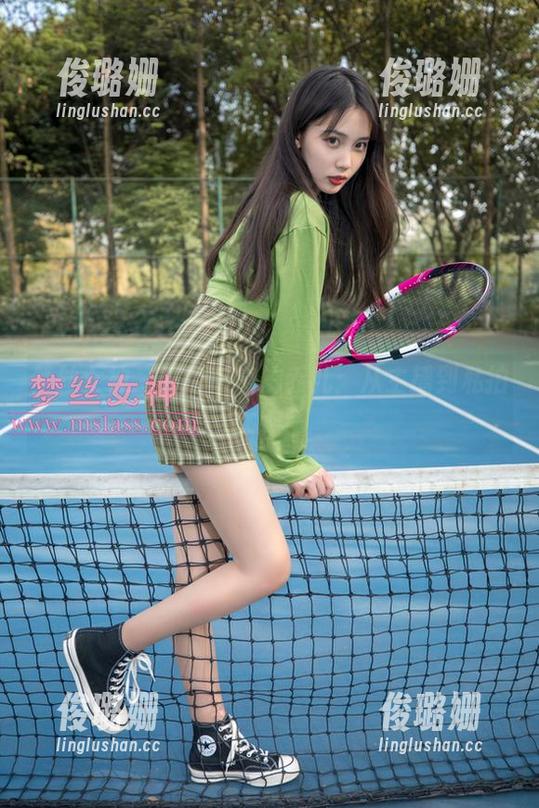梦丝女神 - 资源丰富的乔儿：从主播到私拍女神！