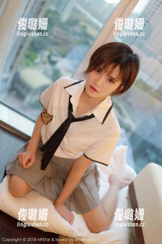 模范学院-南晓梦 模范学院 - 每一张原图都是南晓梦日常的真实写照,你见过最无奈的打工人吗?