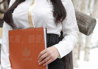 模范学院 - 最新蒋小静Jessica的礼服，分享给大家，顺便问问你的眼罩在哪里？