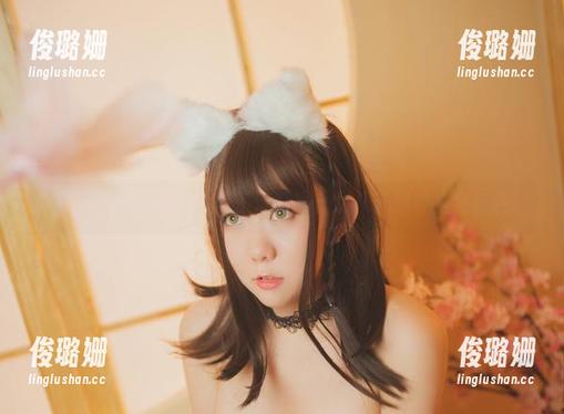 你敢下载这套甜糖大魔王泳装吗？别从未想过的全套哦。
