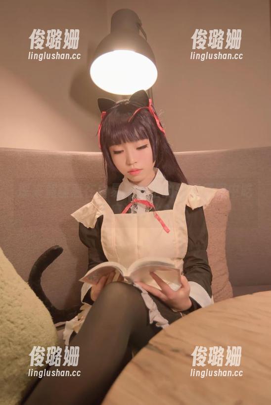 白易子教主 原来加藤惠在白易子教主的高清原图中吃了魔法药水?